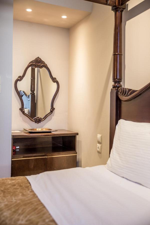 Politia Hotel Ioannina Ngoại thất bức ảnh