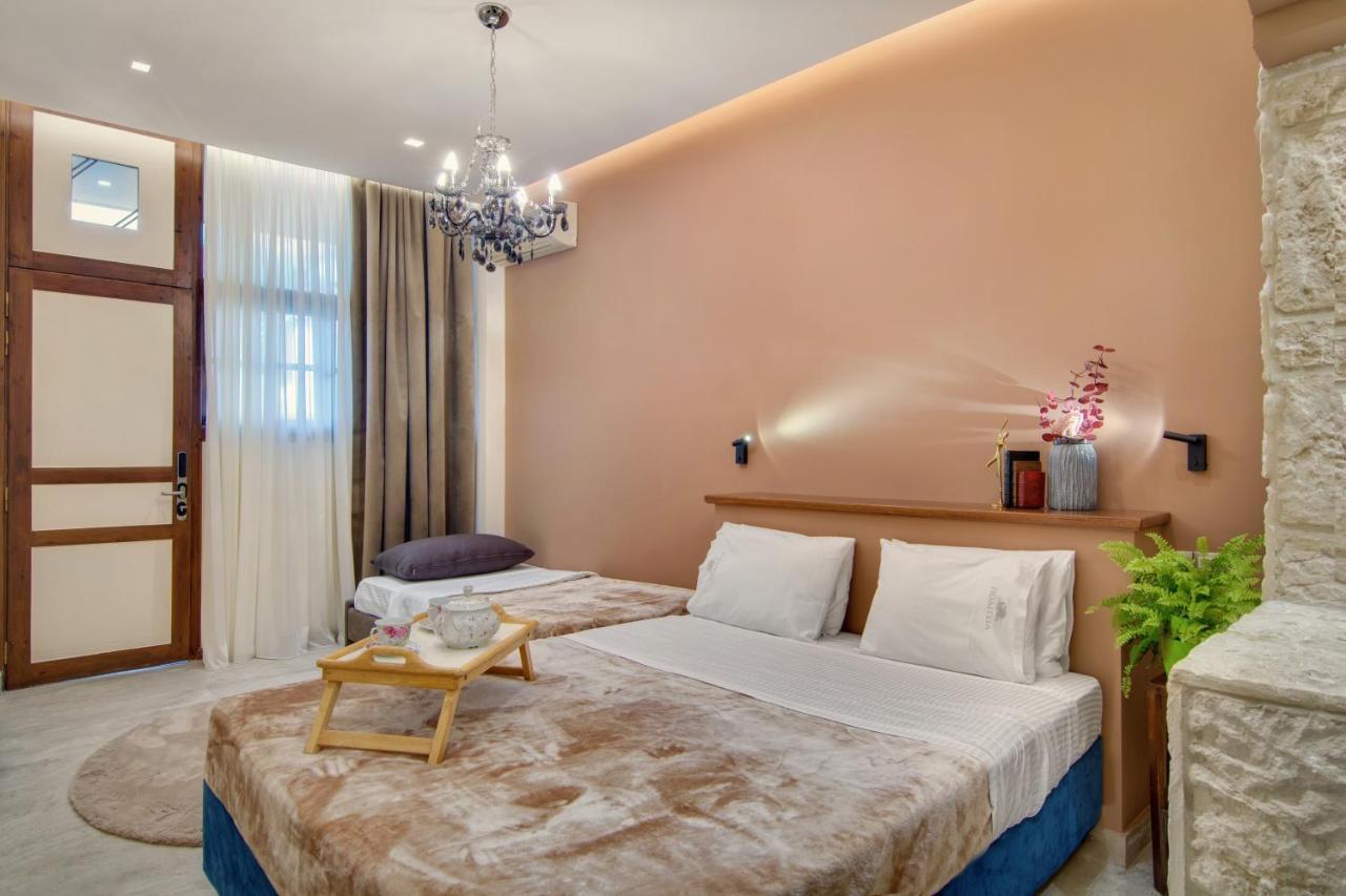 Politia Hotel Ioannina Ngoại thất bức ảnh