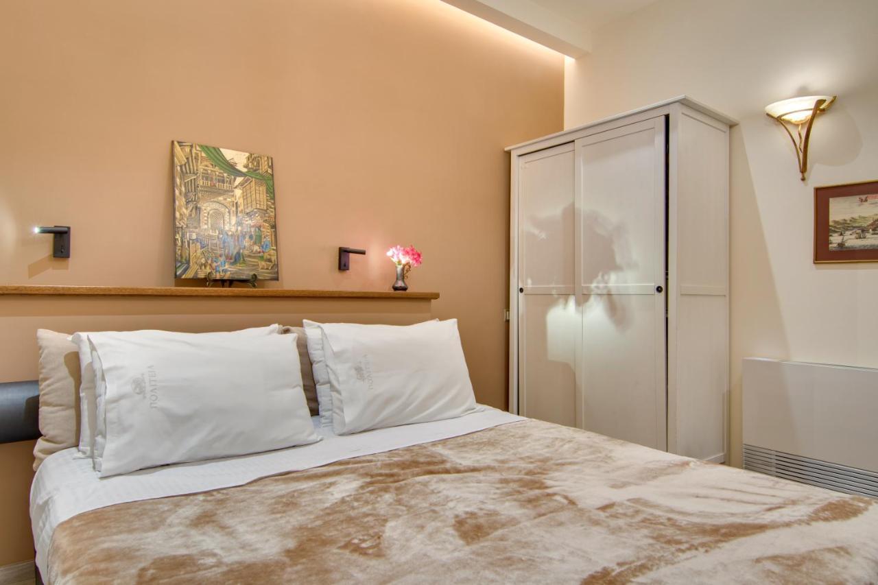 Politia Hotel Ioannina Ngoại thất bức ảnh